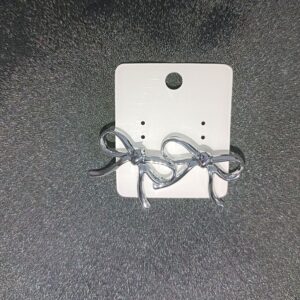 گوشواره پینترستی پاپیون بزرگ